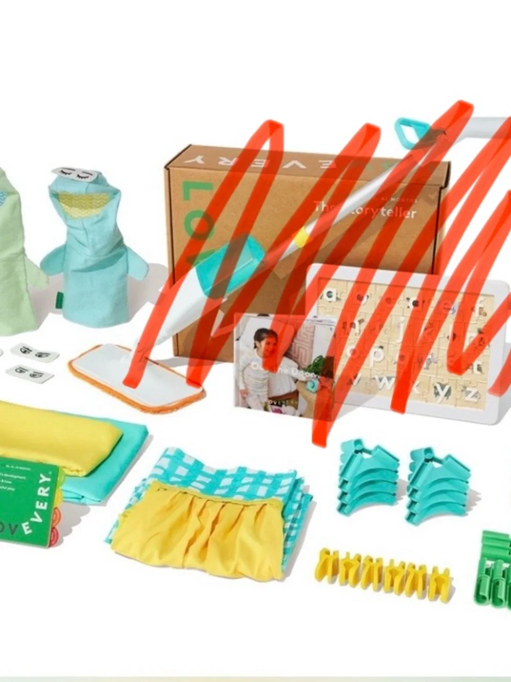 Lovevery Play Fort Pop-Up Tent with Sarah Silks Wooden Clips